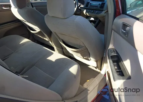 2006 Toyota Camry Le z USA, uszkodzony, nr VIN 4T1BE30K96U165880